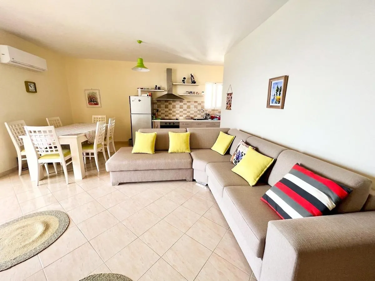 Apartmán Sea La Vie - Beachfront Flat Sarandë